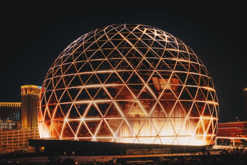 В Лас-Вегасе провели презентацию крупнейшего сферического здания в