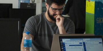 Минцифры РФ готовит предложение по увеличению возраста отсрочки от армии для «айтишников»