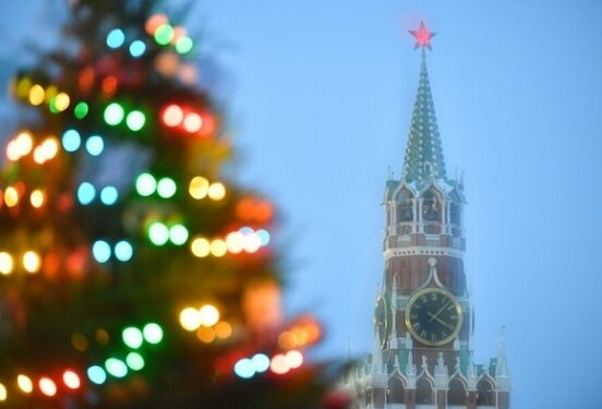 Новогодние выходные в России в 2024 году продлятся 10 дней