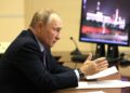 Путин призвал пересадить чиновников на отечественные автомобили
