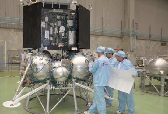 С чем и как Россия возвращается на Луну