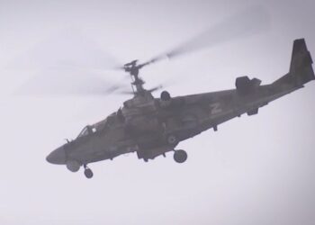 Baza: Разведывательный вертолет Ка-52 рухнул в Азовское море