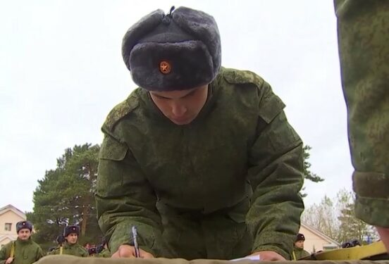 Глава думского комитета по обороне Картаполов назвал фейком «приказ» о дополнительной мобилизации