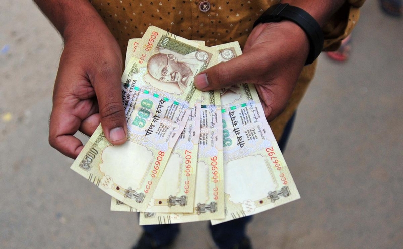 
                    Индия предложила России способ решения проблемы с застрявшими рупиями

                