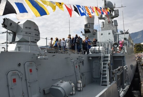 Минобороны опубликовало кадры с командующим Черноморским флотом на фоне слухов о его «гибели»