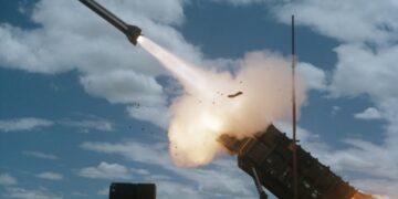 Управляемая ракета и два дрона сбиты у западного побережья Крыма