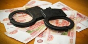 «Врал, что борется с раком»: петербуржец четыре года выманивал у жены деньги, притворяясь больным