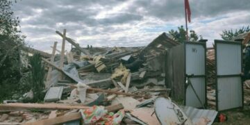 Взрыв газового баллона разрушил дом в Белгородской области, пять человек пострадали (фото)