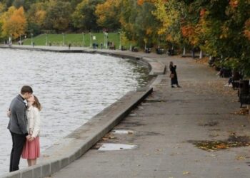 «Бабье лето возвращается»: шесть регионов России ждет потепление