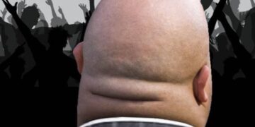 Российским чиновникам повысили зарплаты