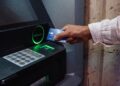 Использование банковских терминалов для безопасного и удобного проведения платежей