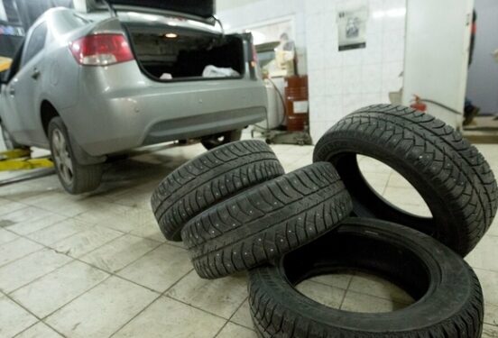 «КП»: Более 40% россиян не могут купить себе автомобиль