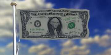 Курс доллара на торгах упал ниже 90 рублей