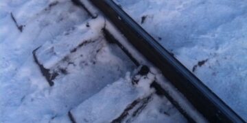 Поезд и тепловоз столкнулись лоб в лоб в Ульяновской области, 25 человек пострадали (видео)