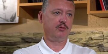 РБК: Стрелков выдвигается в президенты России