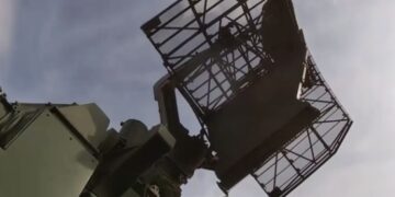Российская ПВО за сутки сбила шесть украинских дронов и два снаряда HIMARS