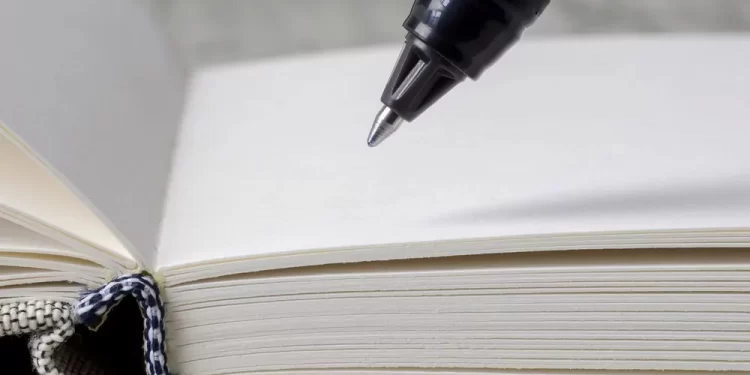 Твердый переплет: надежное и стильное оформление документов