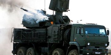 «Атака с воздуха»: более 30 беспилотников налетели на регионы России