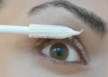 Идеальная основа для совершенного взгляда: особенности и преимущества праймера для ресниц