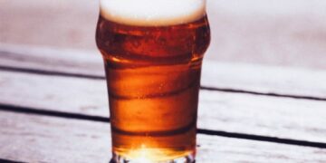 Регионам России разрешат запрещать «наливайки»