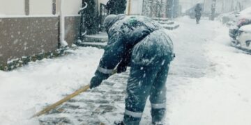 Вильфанд предупреждает: десятки регионов России завалит снегом в декабре