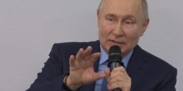 Путину пришлось объясняться из-за задержек выплат участникам СВО