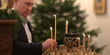 Стало известно, где и с кем встретил Рождество Путин (видео)