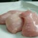 В регионах России из магазинов пропало мясо курицы