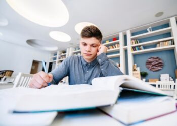 В России подорожает образование в вузах