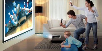 Выбор экрана для проектора: ключевые характеристики и рекомендации