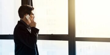 «Известия»: Нерезидентов будут «отлавливать» по геолокации