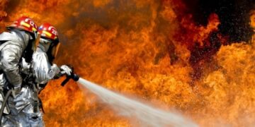 Украинский дрон атаковал Курскую область: горит нефтебаза