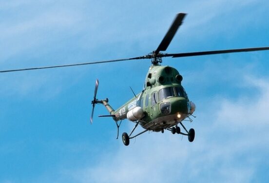 Вертолет МЧС упал в Онежское озеро в Карелии: обломки нашли, экипаж — нет