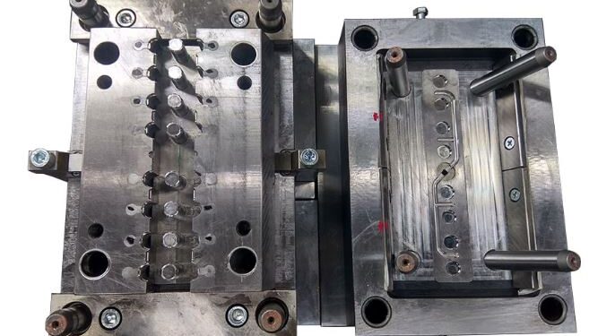 Применение пресс-форм для литья пластмасс в различных отраслях промышленности