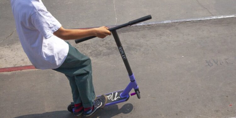 Выбор детского трюкового самоката: ключевые характеристики и советы по использованию