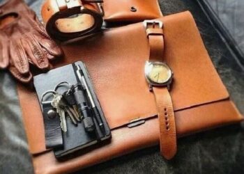 Кожаные аксессуары для бизнеса: элегантность и престиж в одном изделии