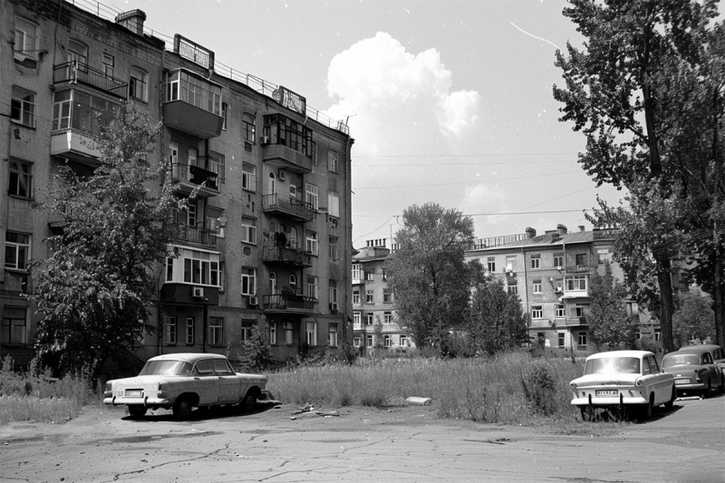 От конюшни до городского оазиса: как эволюционировали дворы в Москве