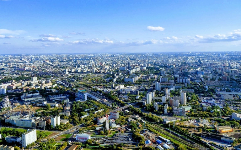 
                    Пять торговых сетей заморозят цены в Курской области из-за вторжения ВСУ

                