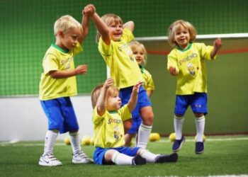 Футбол для детей 3–4 лет: почему это важно и как правильно развивать навыки юных спортсменов