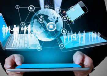 Основы работы с нейросетями: функции, задачи и применение в различных отраслях