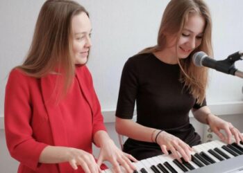 Профессиональное обучение вокалу для новичков и профессионалов в школе SOLO