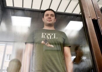 «Цель — чтобы стал сговорчивее». Почему главреда Baza отправили в СИЗО