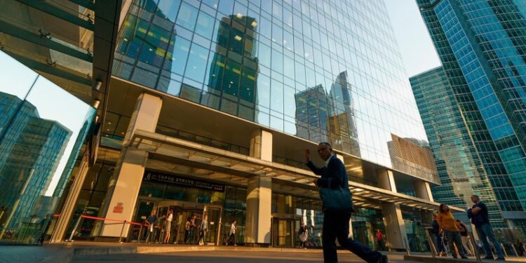 Дефицит, ставки и новая география: как меняется офисный рынок Москвы