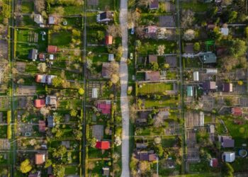 Госдума приняла закон об особенностях застройки садовых участков