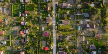 Госдума приняла закон об особенностях застройки садовых участков