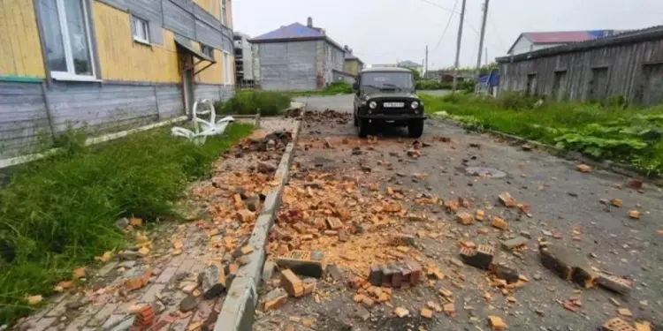 «Качать будет долго». Чего ждать после мегаземлетрясения на Камчатке?