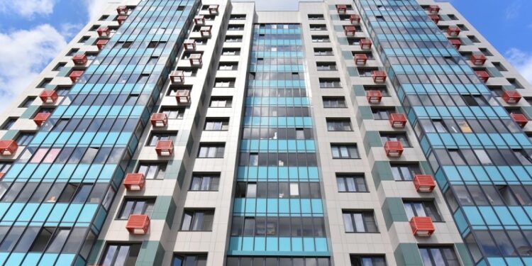 Какое жилье можно купить у города. Топ-5 доступных вариантов квартир