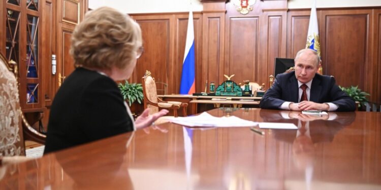 Матвиенко рассказала о выполнении поручений Путина, данных на ПМЭФ