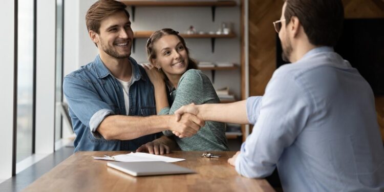 Налоги, правила и договор: как сдать квартиру в посуточную аренду