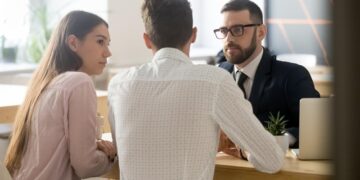 Нотариальная палата объяснила суть согласия супруга на сделку с жильем